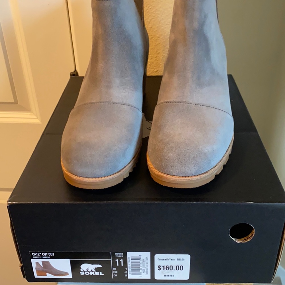 Gray Sorel Cate Cut Out Quarry Bootie